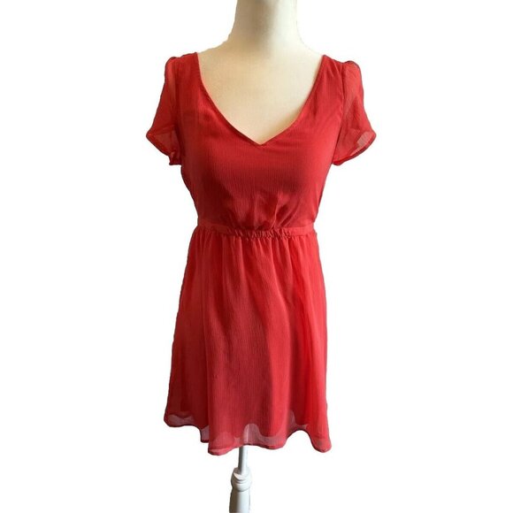 Express Coral Pink Mini Flutter Semi Sheer Sleeve Dress Sz XS Fit &‎ Flare Mini - Picture 1 of 9